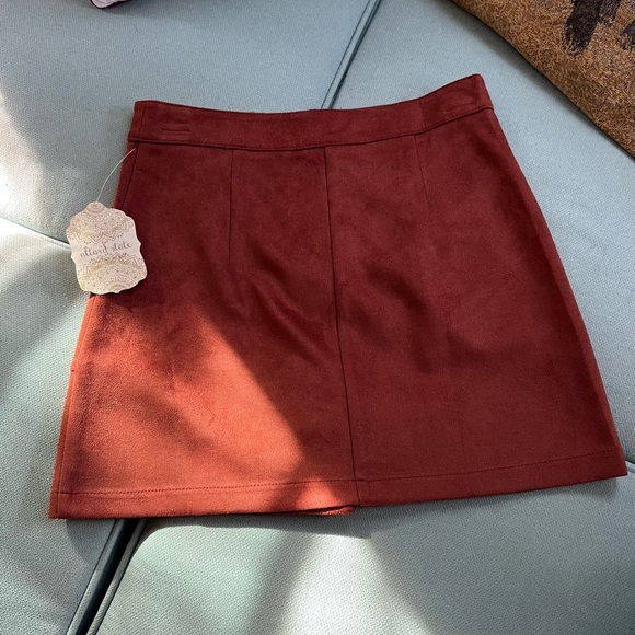 NWTs!! Altar’d State Suede Mini Skirt (size: small) - Picture 2 of 4